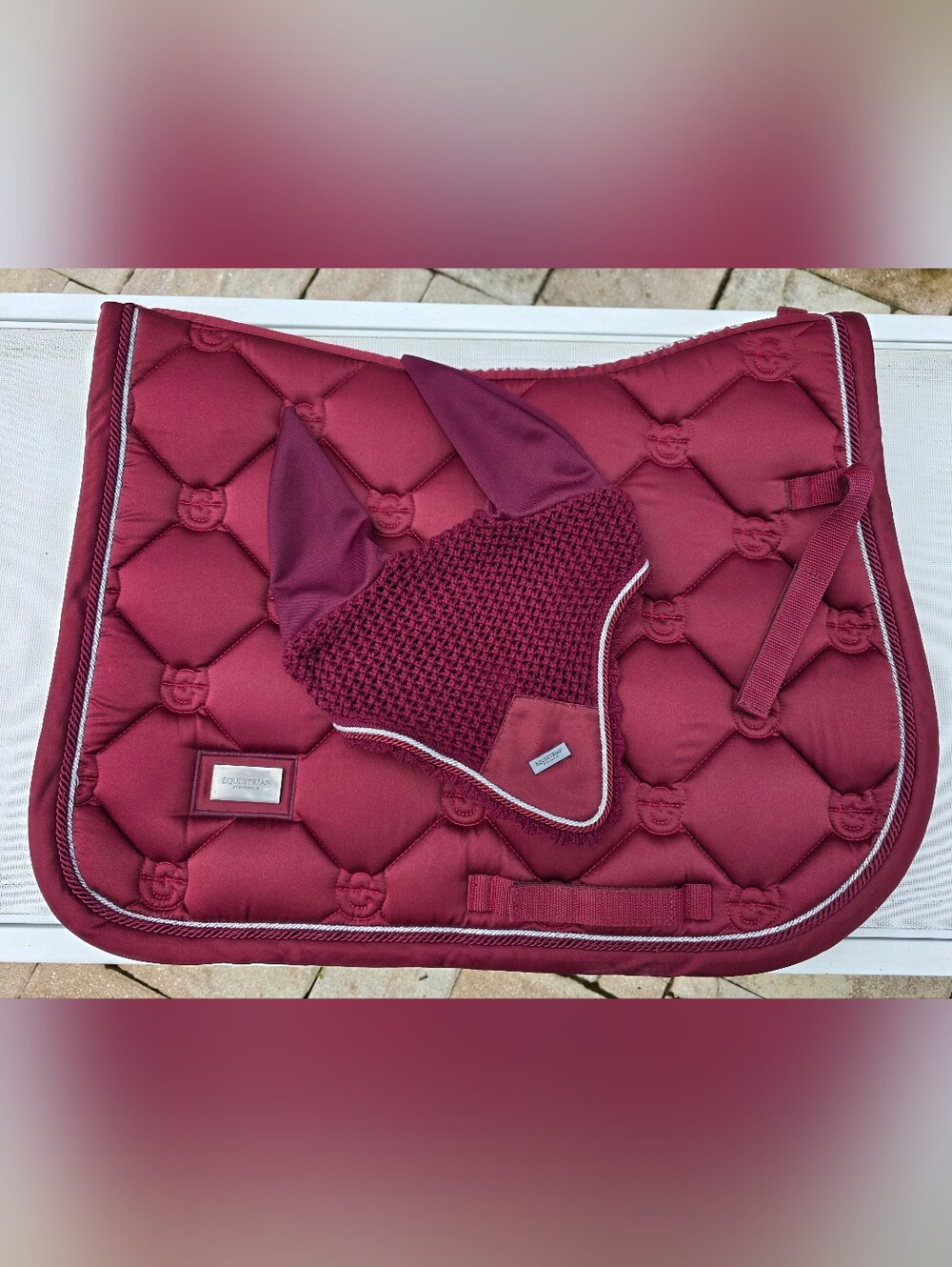 ES Burgundy Quilted Saddle Pad and Ear Bonnet Set - Size Full Like New